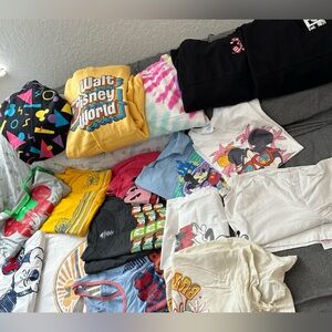 HUGE DISNEY LOT XL-XXL 12 t shirts, 3 spirit jerseys, 2 hoodies